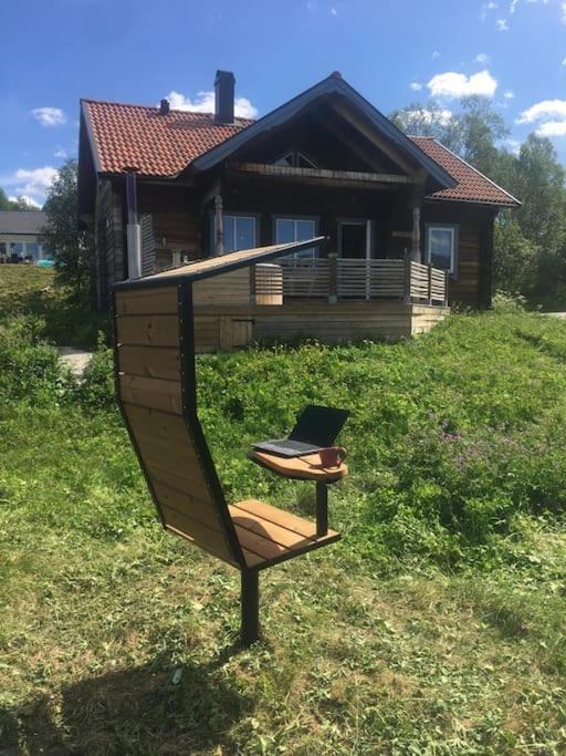 Cabin In Bruksvallarna Екстер'єр фото