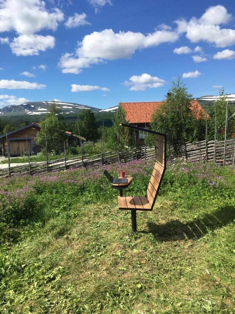 Cabin In Bruksvallarna Екстер'єр фото